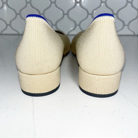 Women Rothy\'s Beige Pointed-Toe Low Block Heel Pumps with Blue Trim